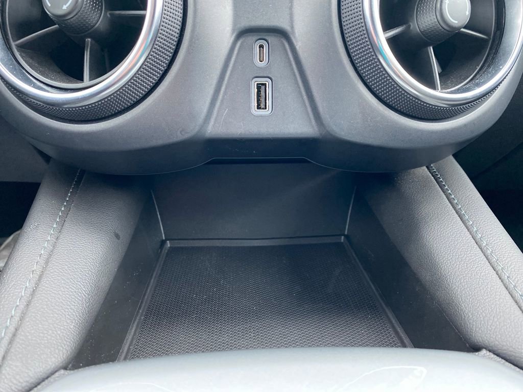 Used 2022 Chevrolet Blazer LT image 23