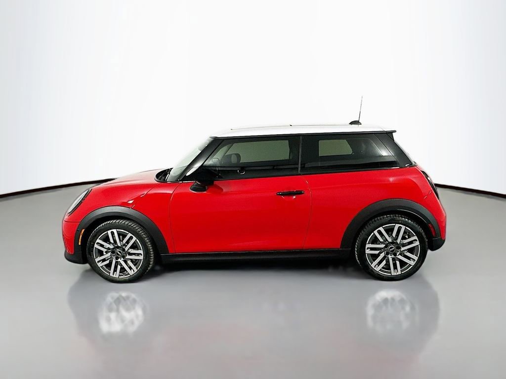 Certified 2025 MINI Cooper 2-Door Hardtop image 8