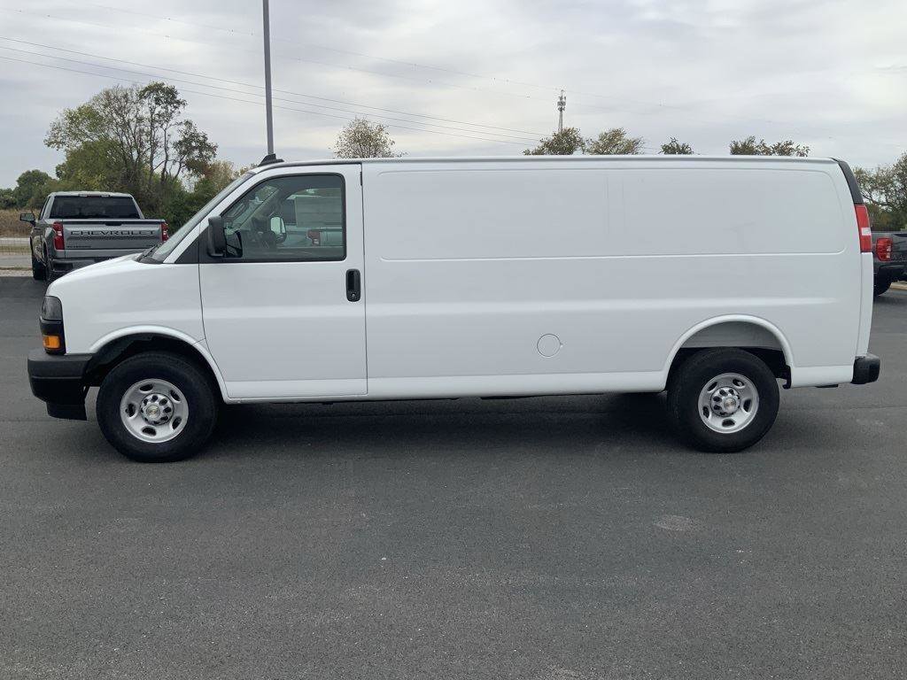 New 2025 Chevrolet Express 3500 Extended w/ Driver Convenience Package RWD image 6