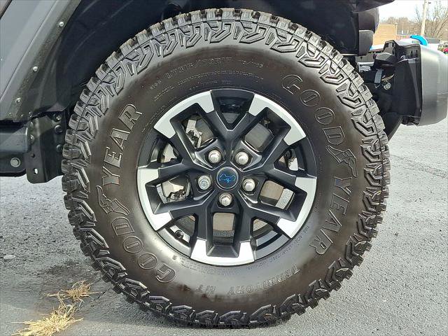 Used 2024 Jeep Wrangler Unlimited Rubicon 4xe AWD/4WD image 18