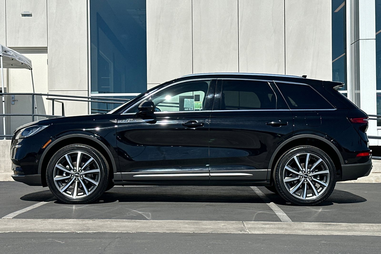 Used 2020 Lincoln Corsair Reserve image 6