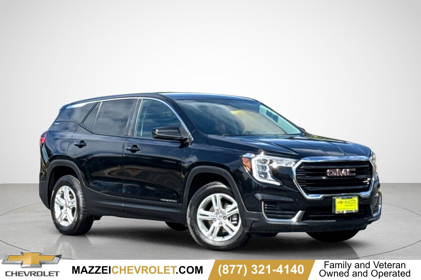 Used 2024 GMC Terrain SLE