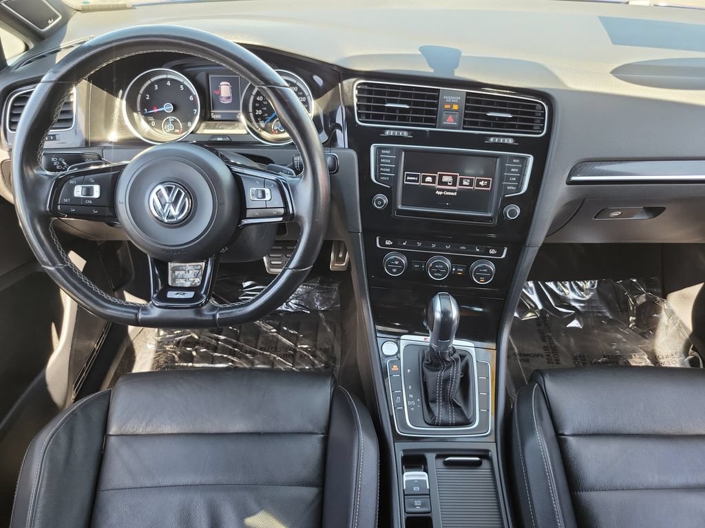 Used 2016 Volkswagen Golf 4-Door AWD/4WD image 4