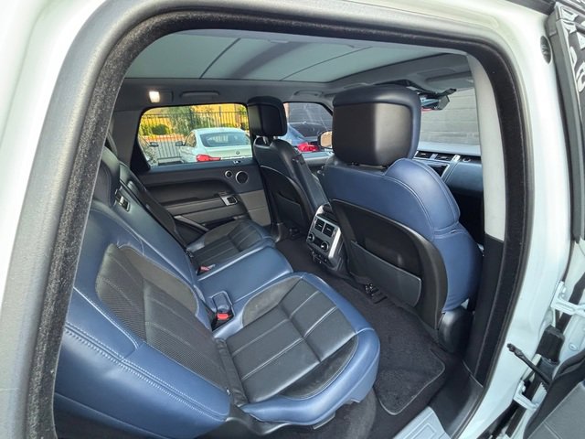 Used 2020 Land Rover Range Rover Sport HST AWD/4WD image 38