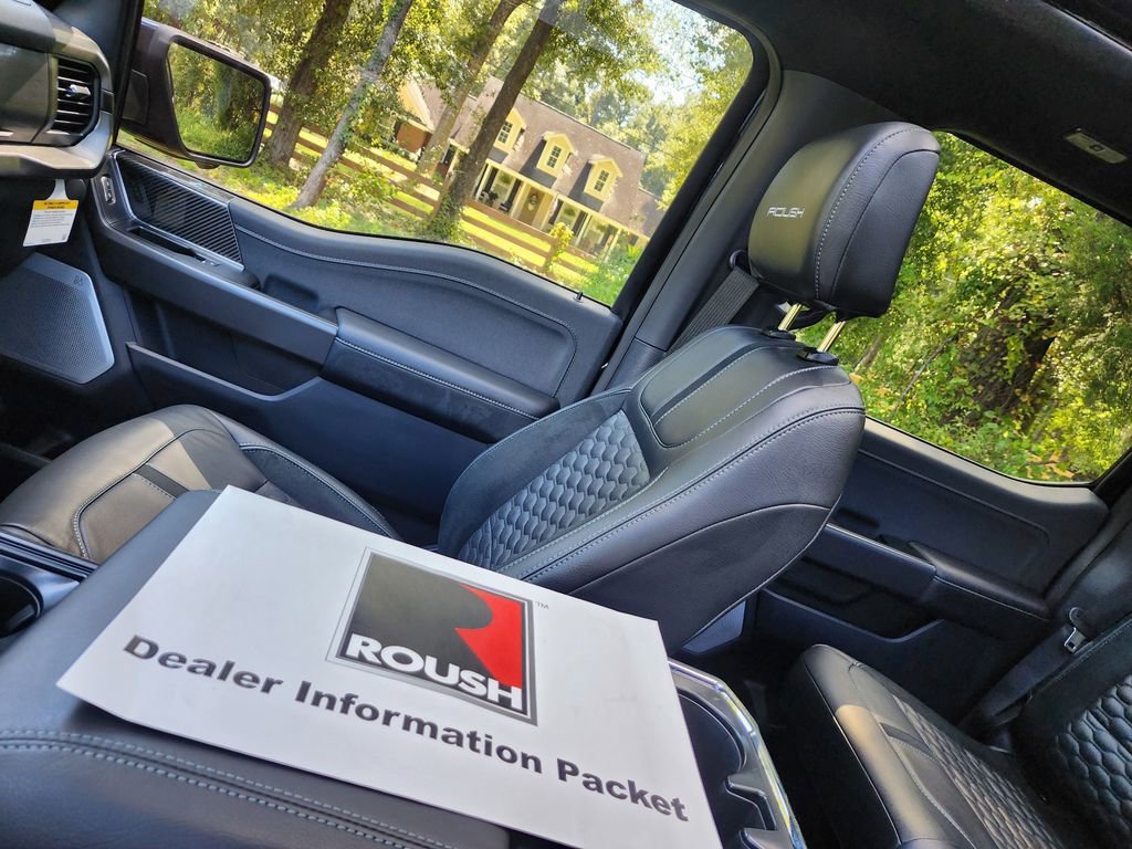 New 2025 Ford F150 Lariat w/ Equipment Group 502A High image 57