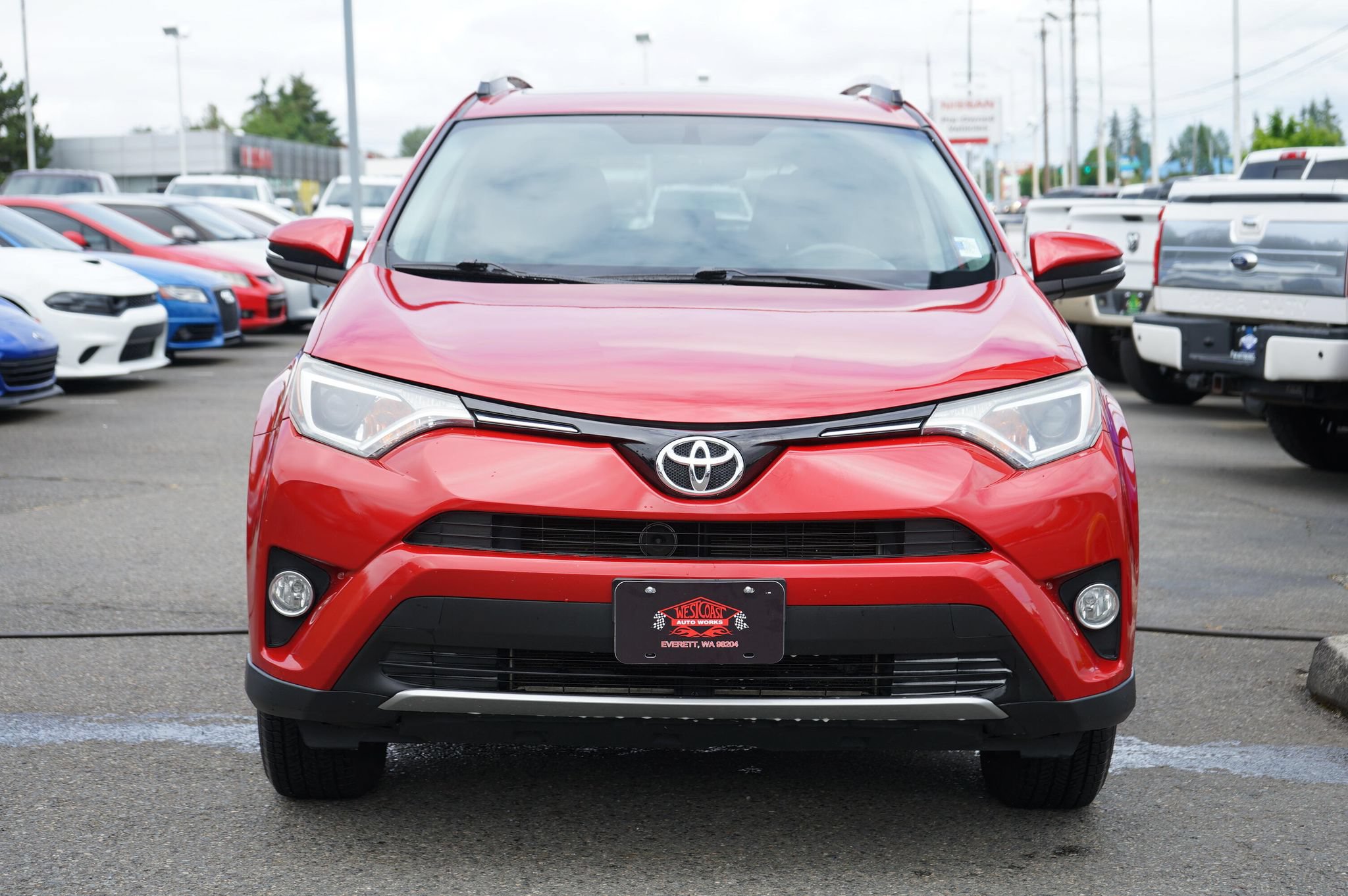 Used 2016 Toyota RAV4 XLE AWD/4WD image 10
