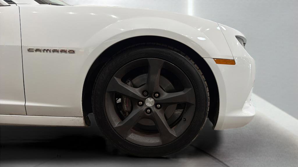 Used 2015 Chevrolet Camaro SS image 34