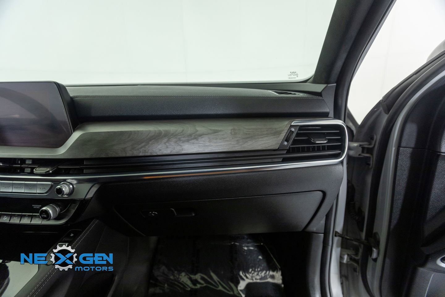 Used 2024 Kia Telluride SX Prestige X-Pro image 45