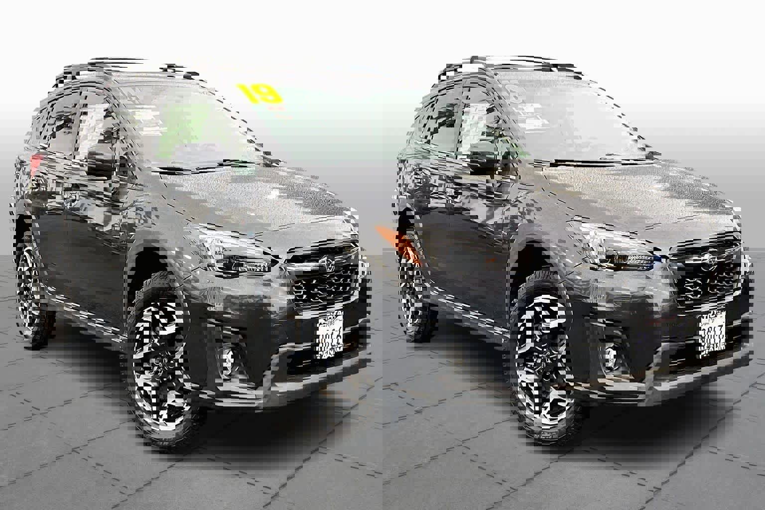 Used 2023 Subaru Crosstrek 2.0i image 2