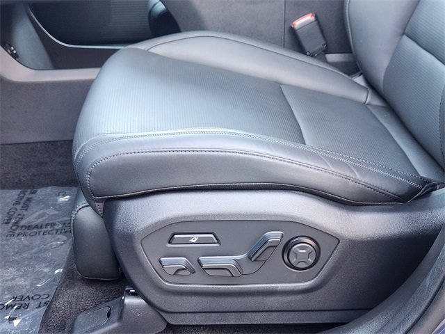 Certified 2025 Hyundai Santa Fe Calligraphy image 19