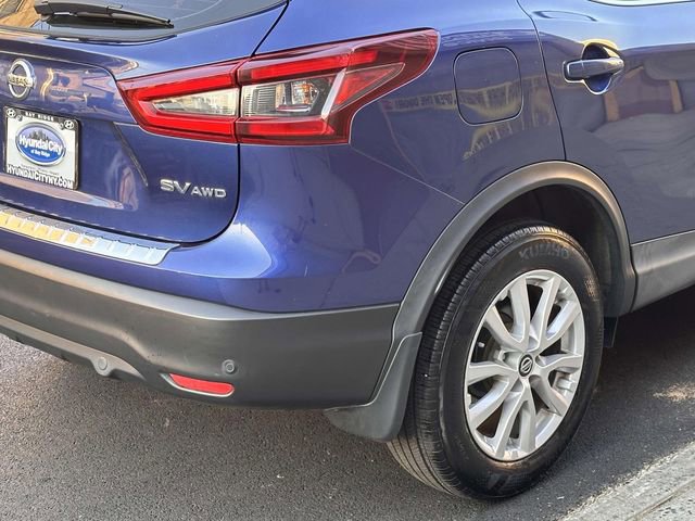Used 2020 Nissan Rogue Sport SV w/ All-Weather Package AWD/4WD image 11