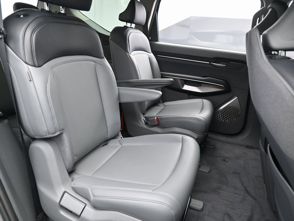 Used 2024 Kia EV9 Light Long Range image 45