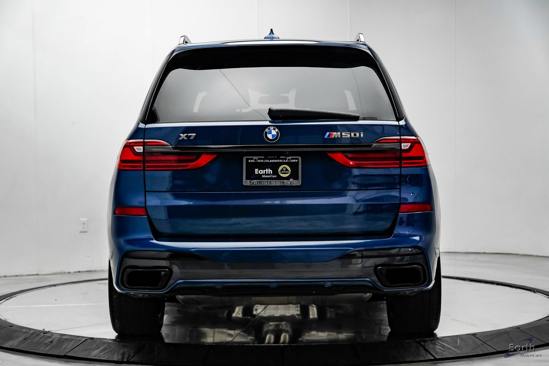 Used 2022 BMW X7 M50i w/ Dynamic Handling Package AWD/4WD image 10