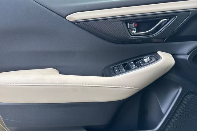 Used 2025 Subaru Outback Premium w/ Popular Package #1 image 8