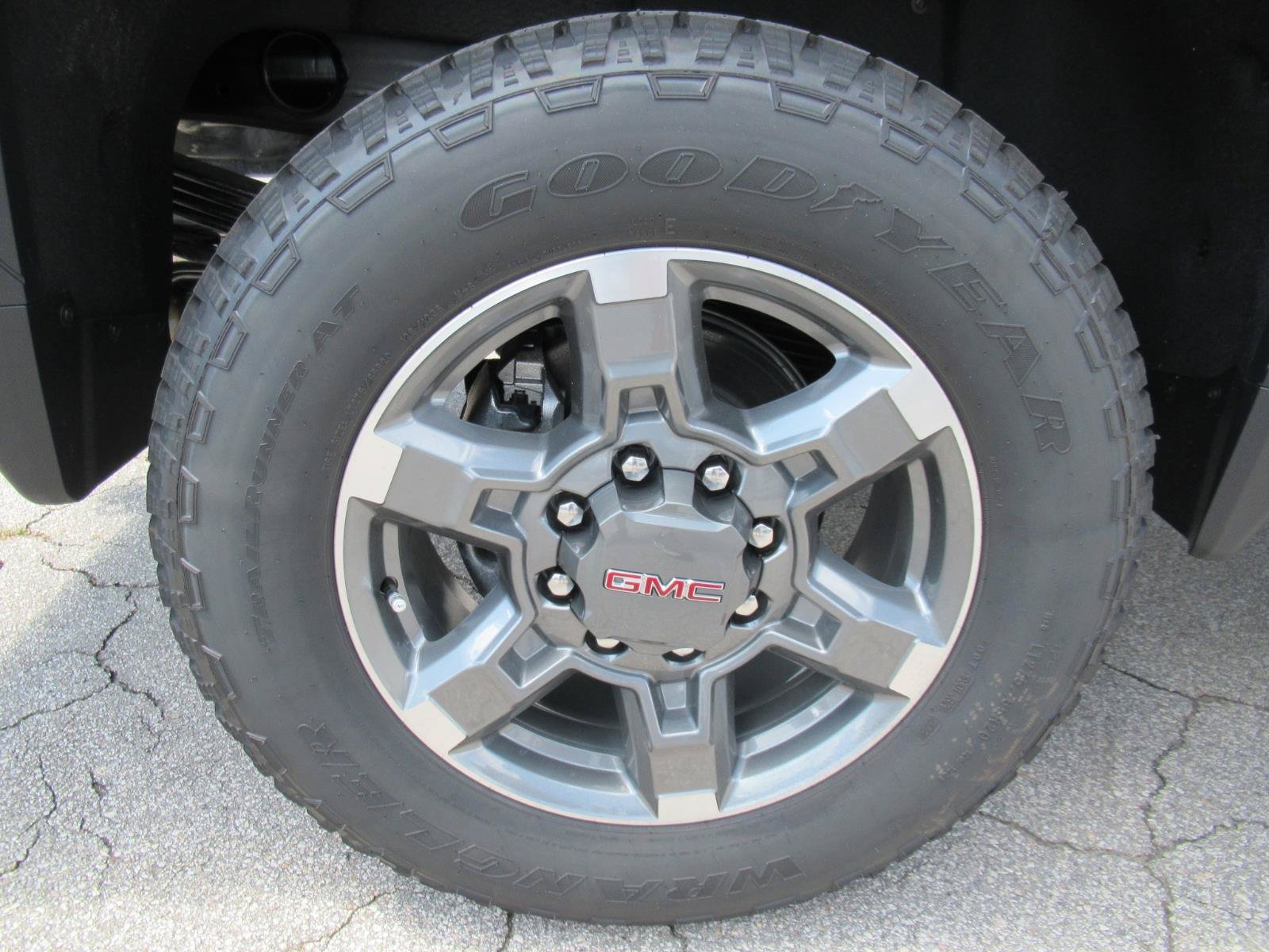 New 2026 GMC Sierra 2500 SLE w/ SLE Value Package; AWD/4WD image 8