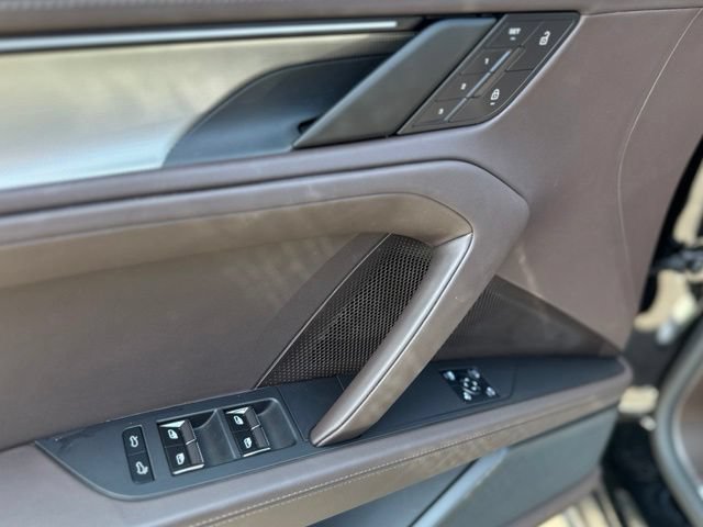 New 2026 Porsche Cayenne Electric AWD/4WD image 14