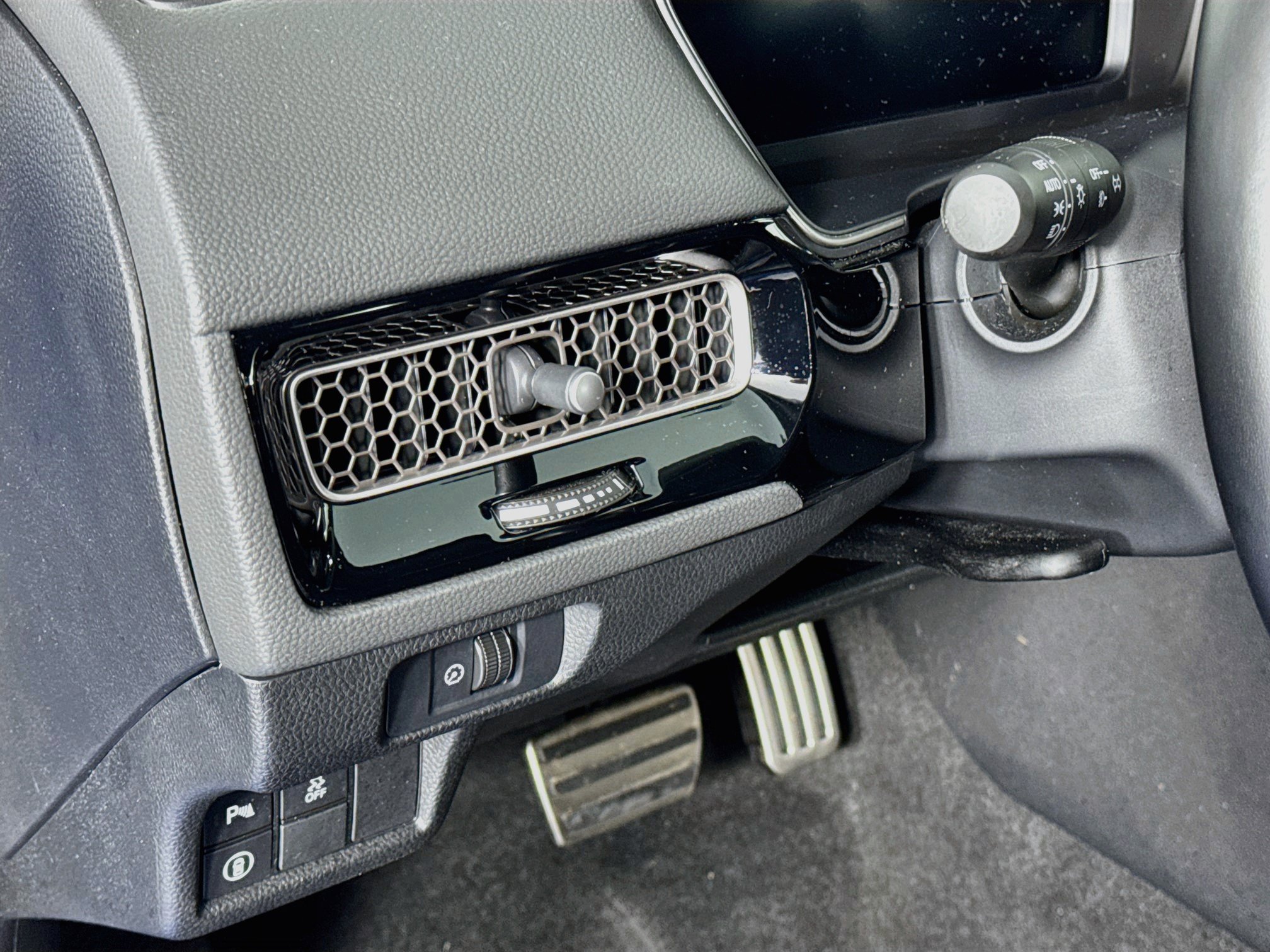 Certified 2024 Honda Civic Sport Touring image 10
