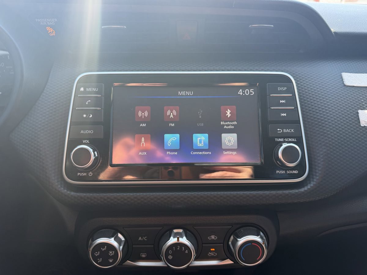 Used 2023 Nissan Kicks S FWD image 32