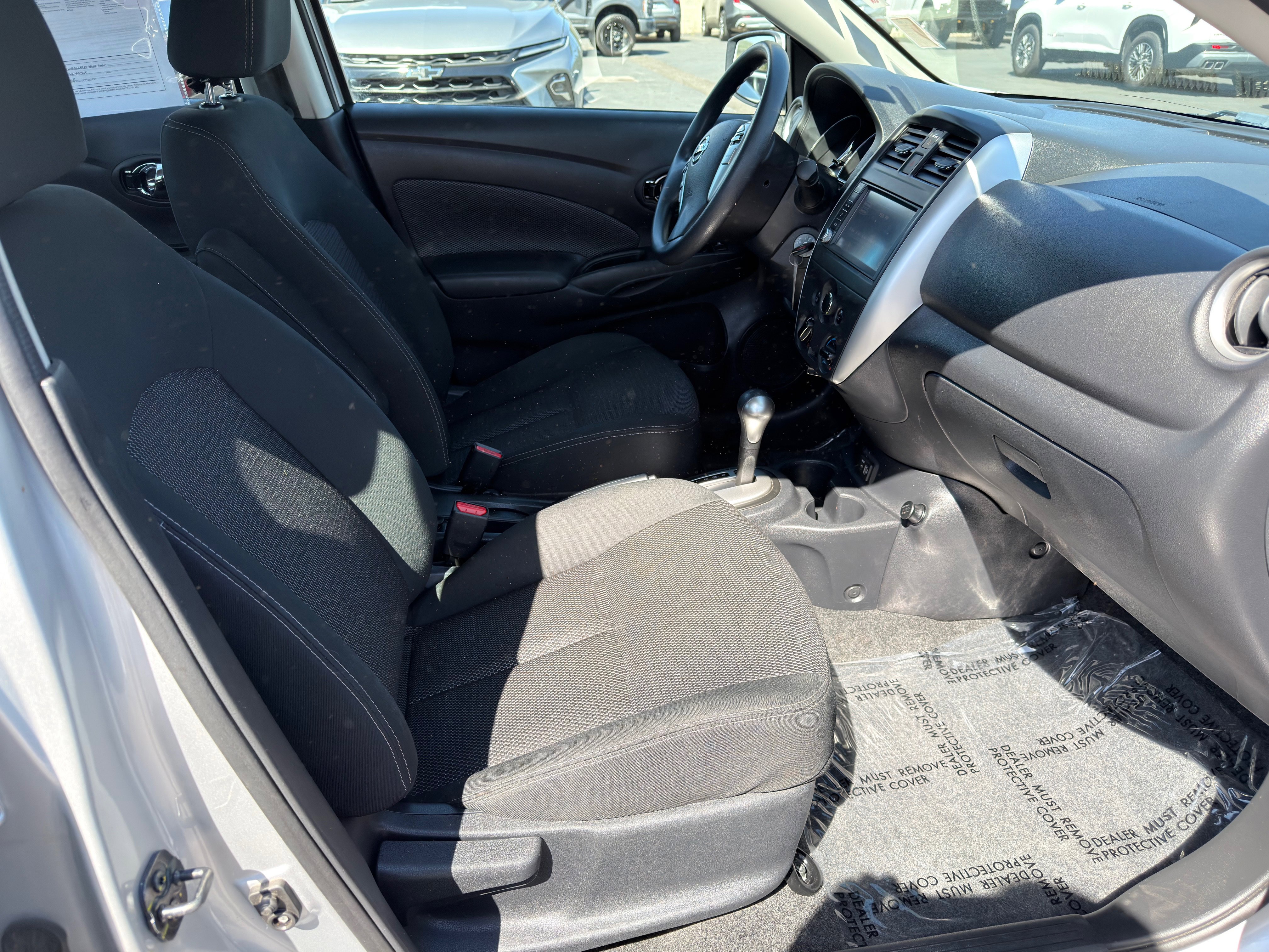 Used 2019 Nissan Versa SV image 10