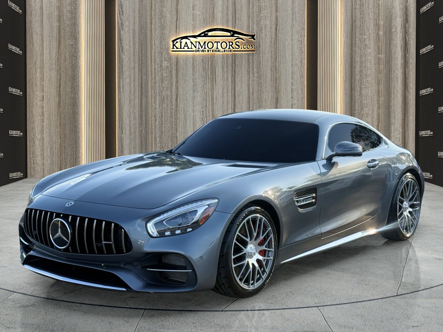 Used 2018 Mercedes-Benz AMG GT C image 3