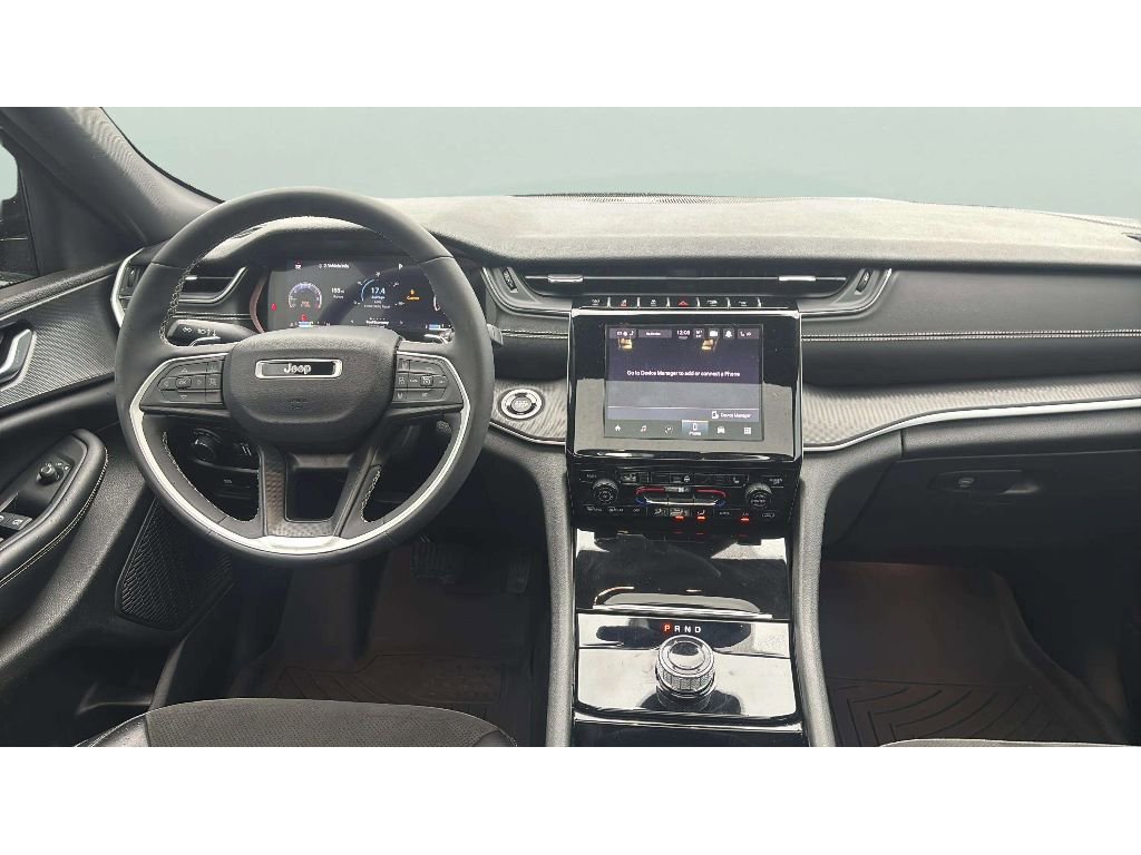 Used 2023 Jeep Grand Cherokee Altitude AWD/4WD image 14