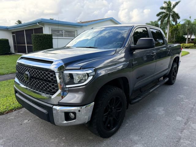 Used 2018 Toyota Tundra SR5 w/ SR5 Upgrade Package image 1