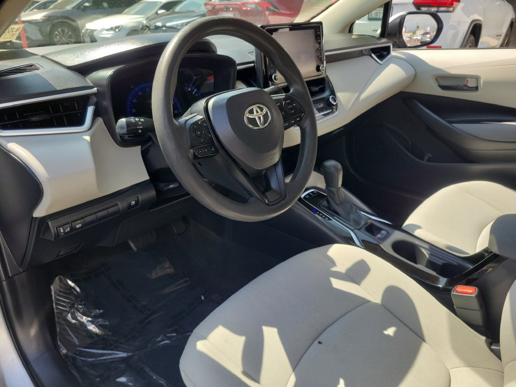 Used 2022 Toyota Corolla LE w/ Carpet Mat Package (TMS) FWD image 18