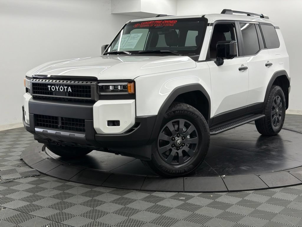 Used 2027 Toyota Land Cruiser AWD/4WD video 3