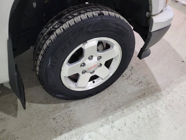 Used 2012 GMC Canyon SLE image 20