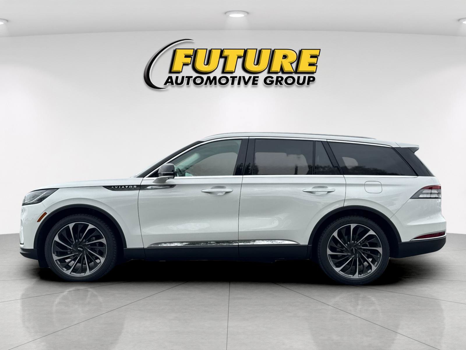 New 2026 Lincoln Aviator Reserve AWD/4WD image 6