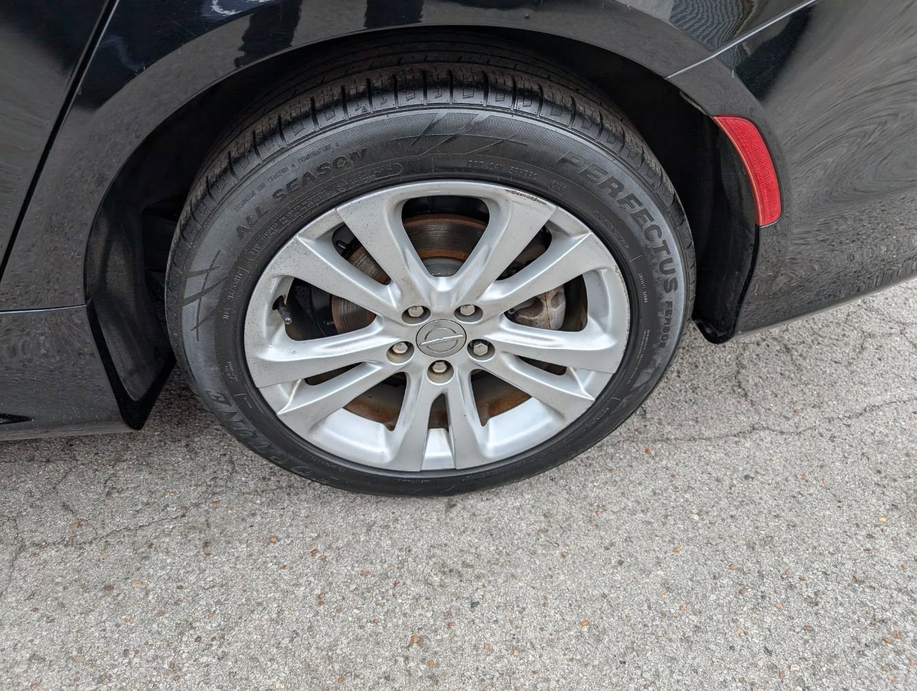 Used 2017 Chrysler 200 Limited Platinum FWD image 25