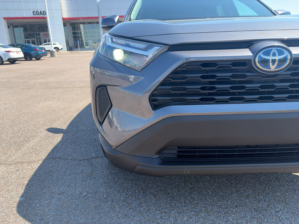 Used 2022 Toyota RAV4 XLE image 29