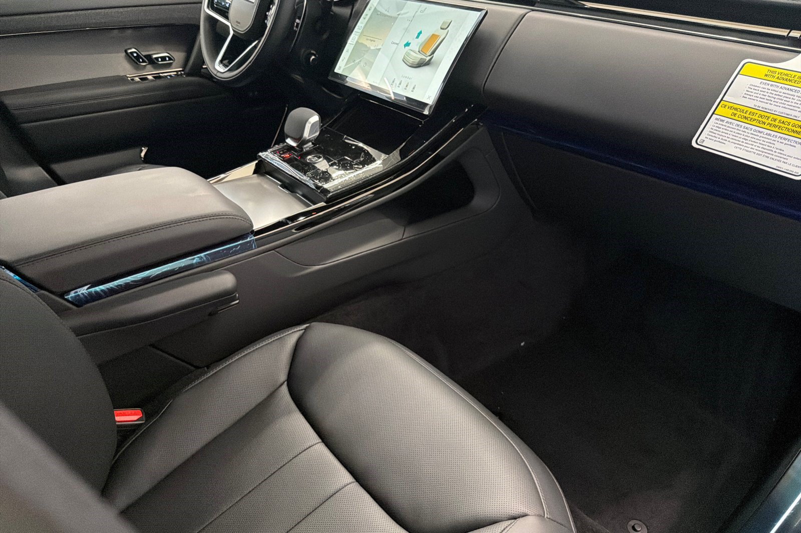 New 2027 Land Rover Range Rover Sport SE AWD/4WD image 27