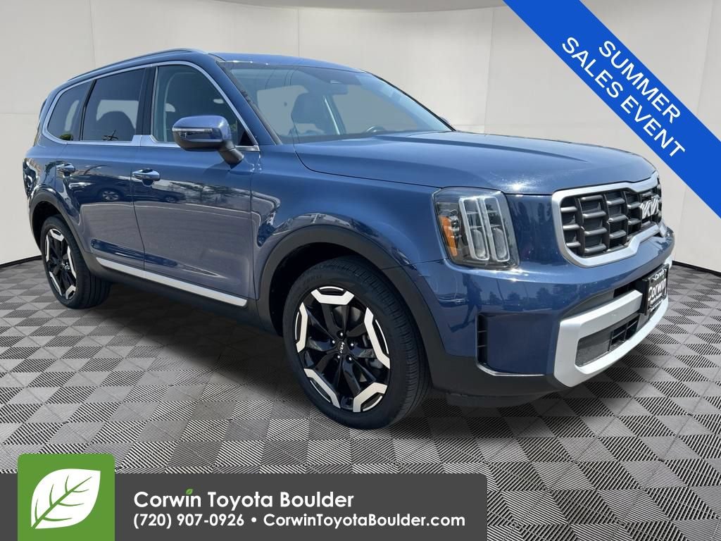 Used 2025 Kia Telluride S AWD/4WD image 1