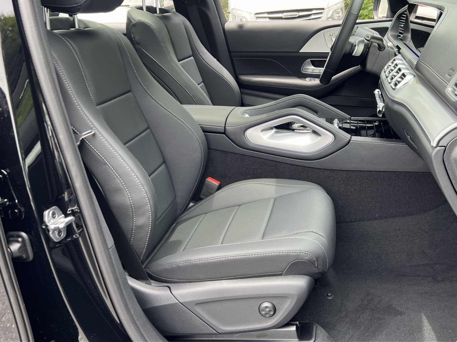 New 2026 Mercedes-Benz GLE 450 4MATIC Coupe image 33
