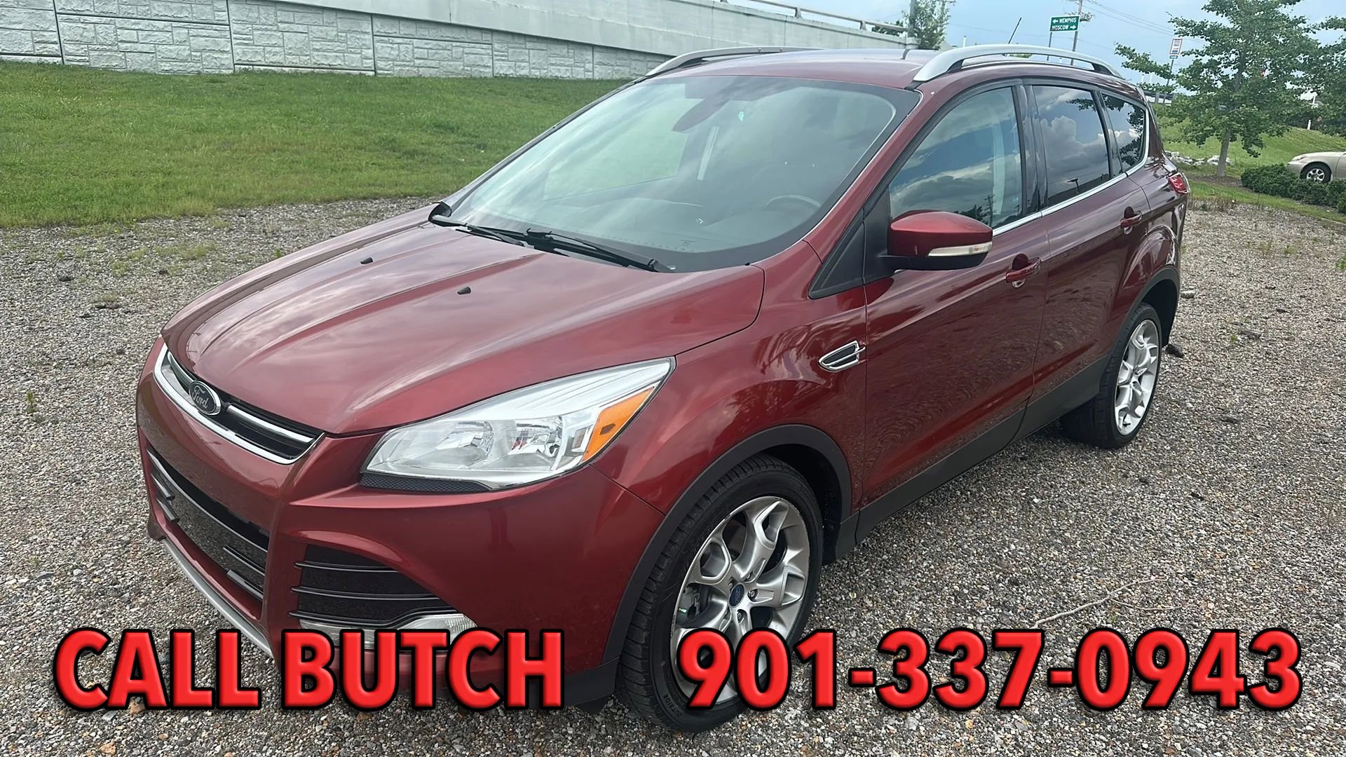 Used 2014 Ford Escape Titanium FWD image 2
