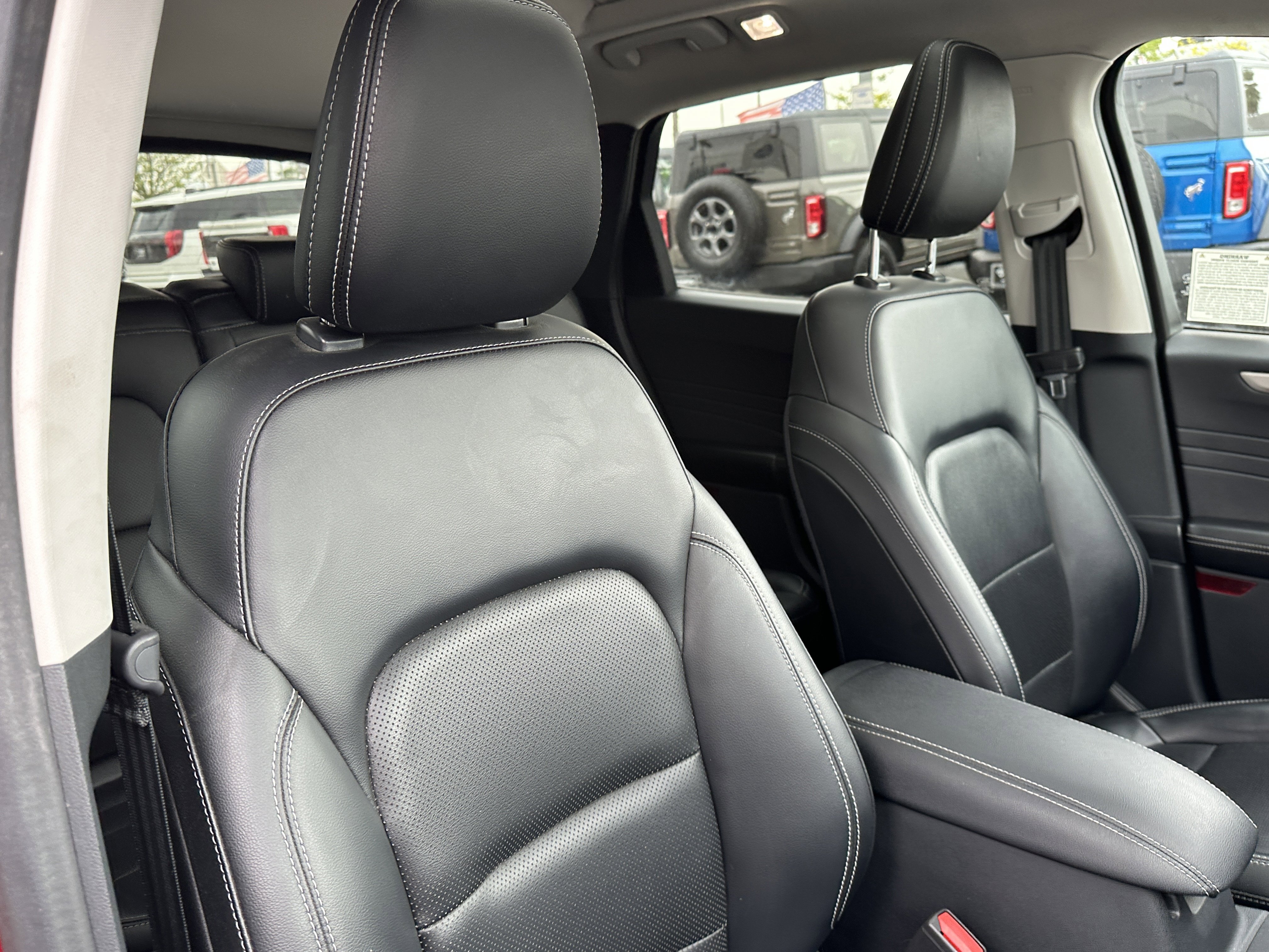 Used 2021 Ford Escape SEL w/ Technology Package image 18