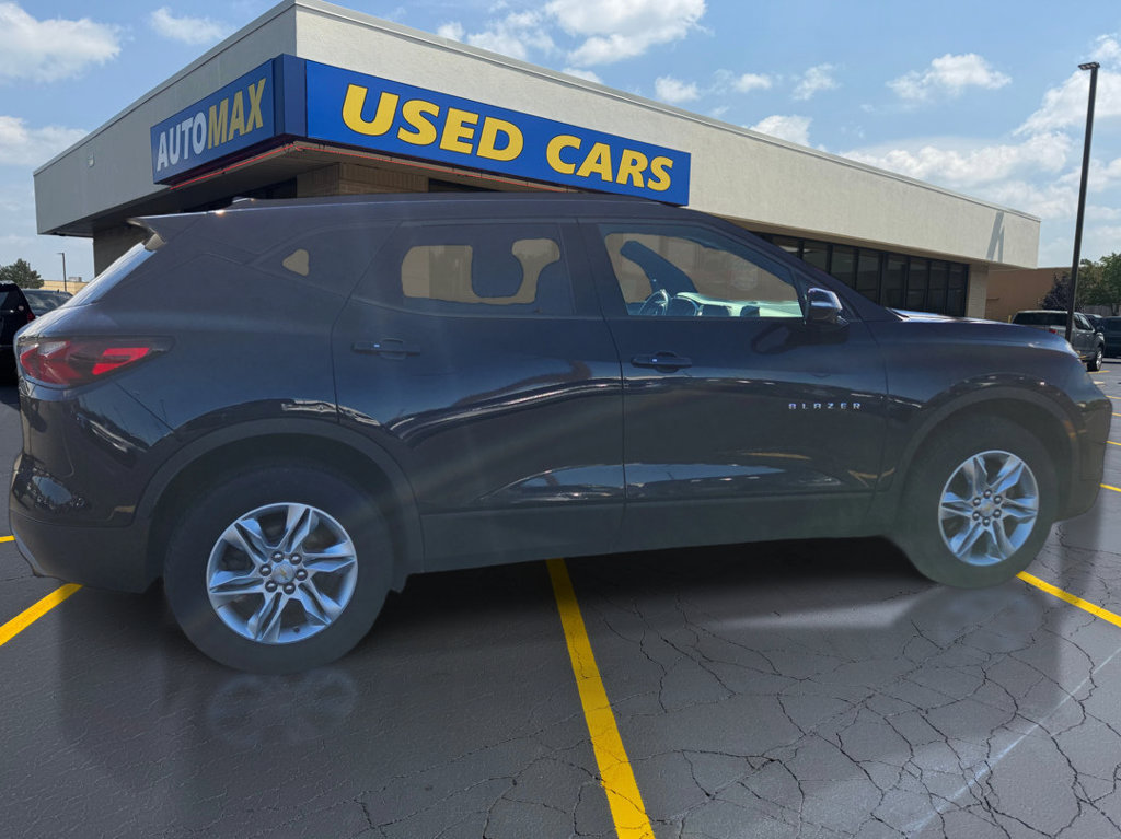 Used 2021 Chevrolet Blazer LT AWD/4WD image 2