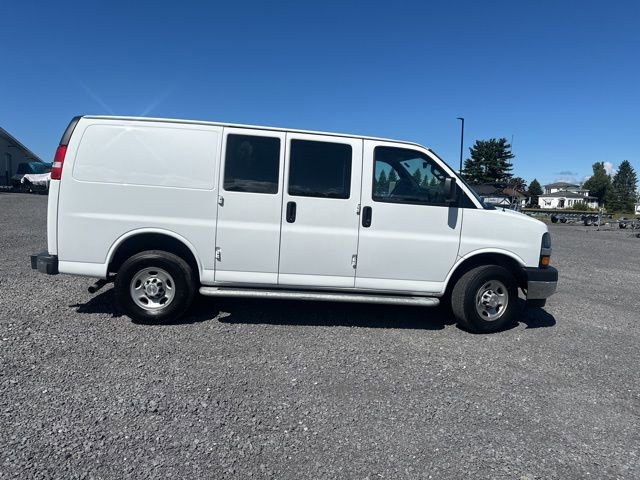 Used 2023 Chevrolet Express 2500 w/ Driver Convenience Package image 9