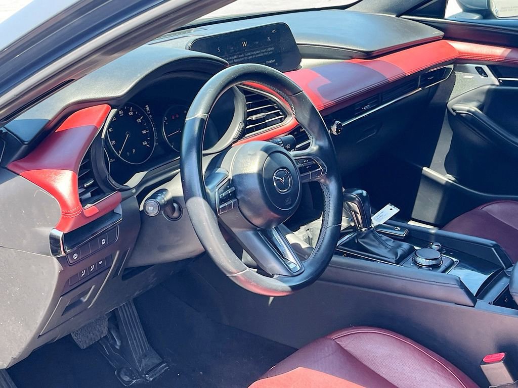 Used 2020 MAZDA MAZDA3 Premium image 9