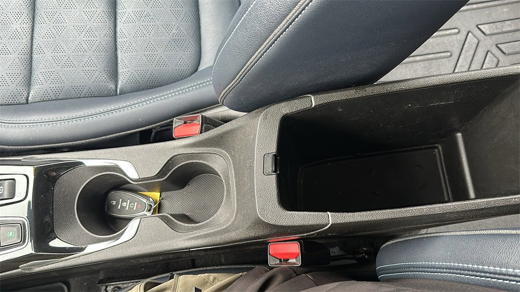 Used 2022 Chevrolet Bolt EUV LT w/ Convenience Package image 23