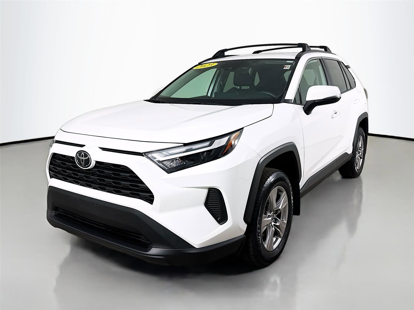 Used 2023 Toyota RAV4 XLE w/ Convenience Package image 3