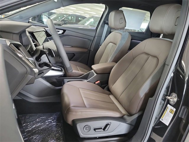 New 2026 Audi Q4 e-tron Premium image 13