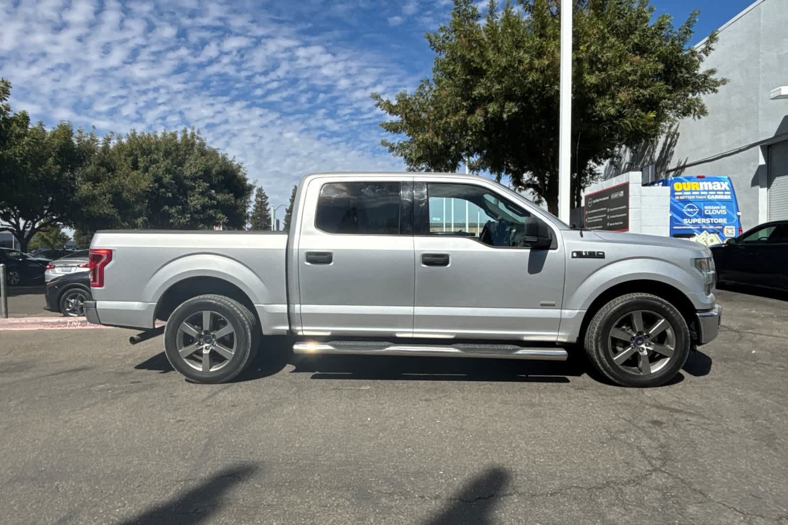 Used 2015 Ford F150 XLT w/ Equipment Group 301A Mid RWD image 9