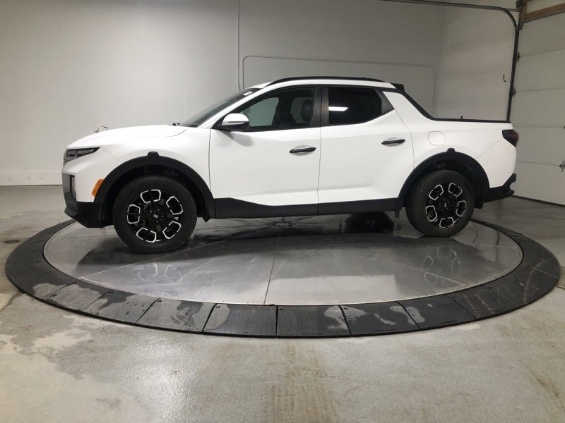 Used 2023 Hyundai Santa Cruz SEL w/ Activity Package image 4