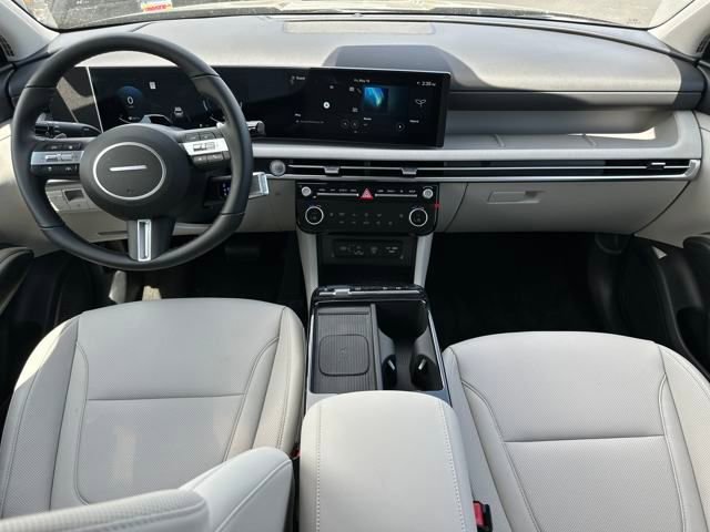 New 2025 Hyundai Tucson SEL image 16