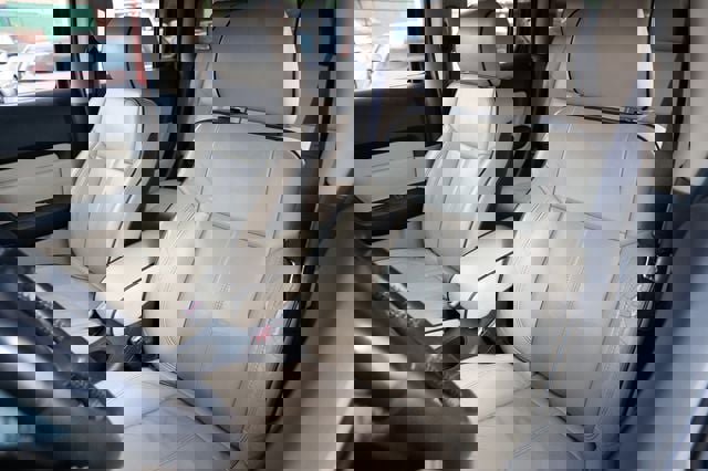 Used 2006 HUMMER H3 image 9