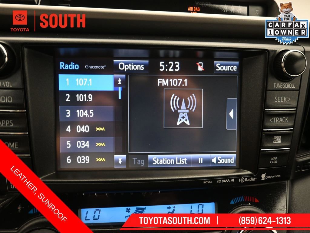 Used 2017 Toyota RAV4 Limited image 11