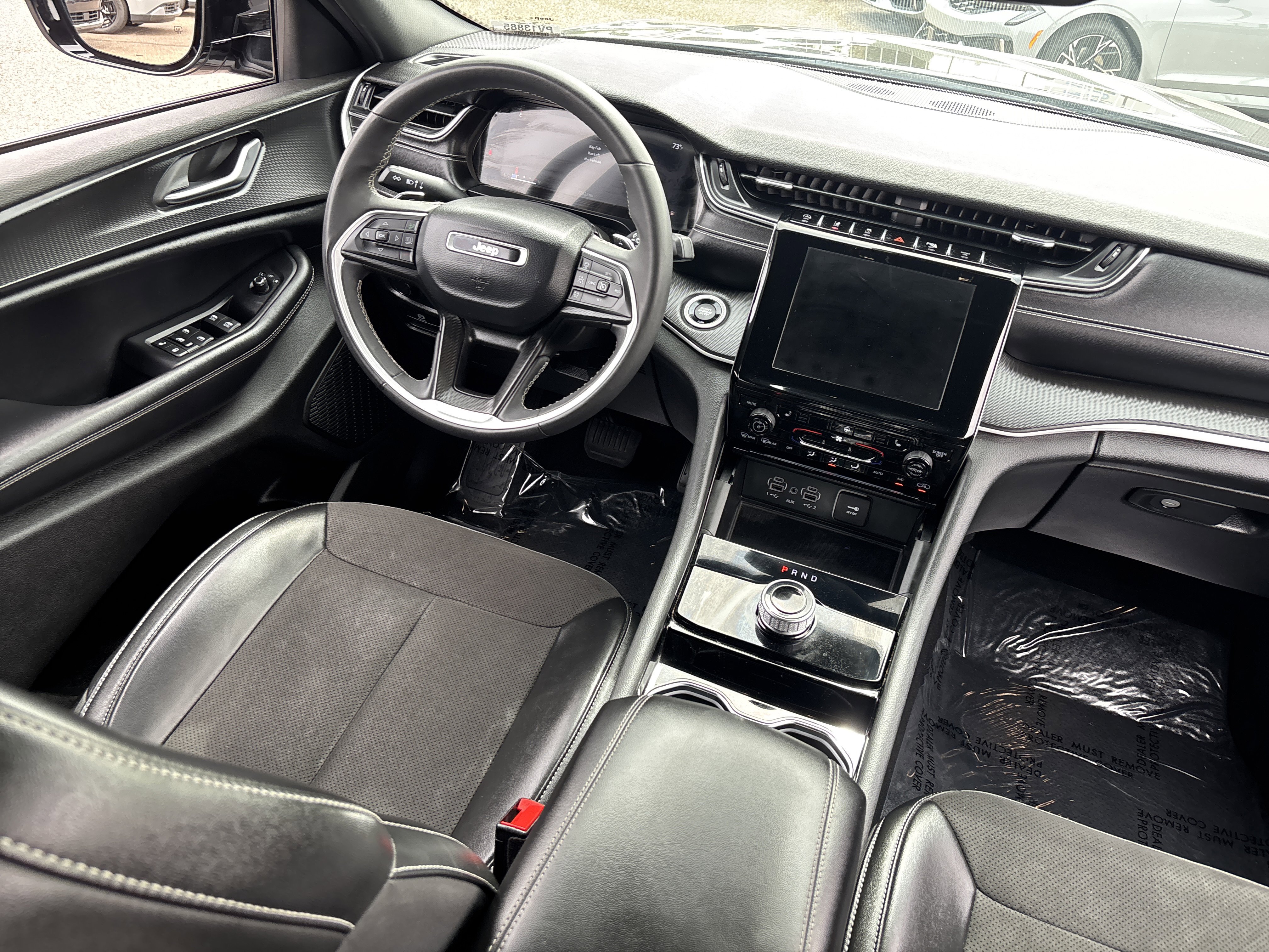 Used 2023 Jeep Grand Cherokee L Laredo AWD/4WD image 13