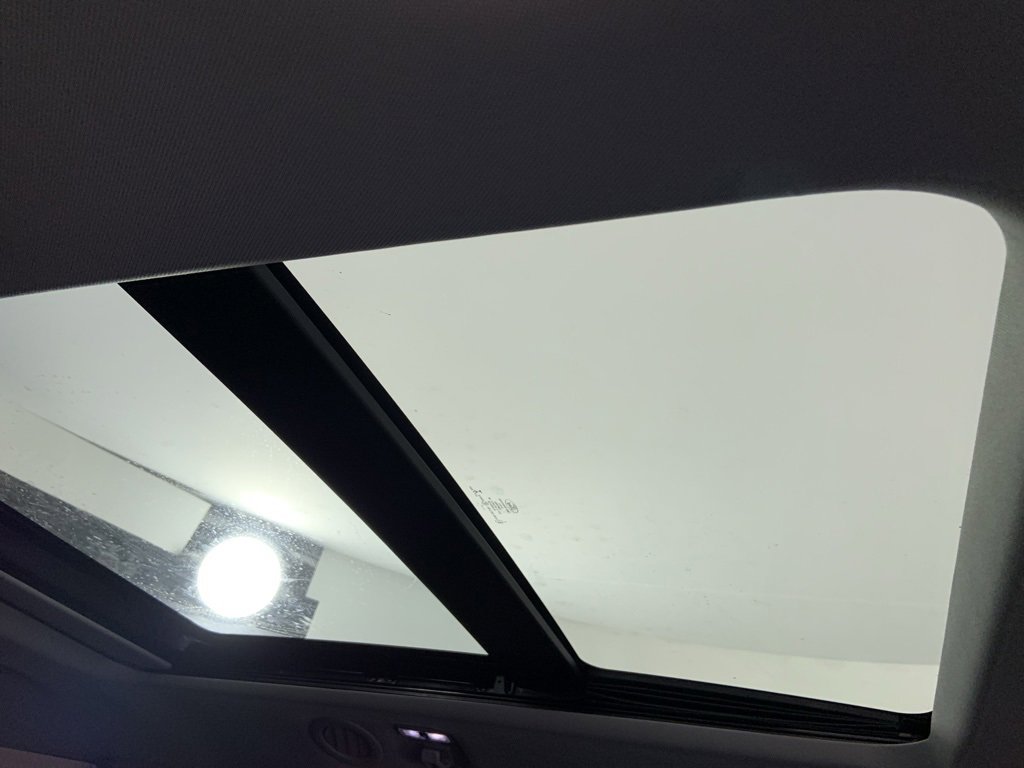 Used 2021 Ford Explorer Limited w/ Equipment Group 301A image 16